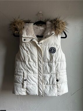 Abercrombie White Puffer Vest Faux Fur Hood Y2K Ski Lodge Coquette Winter Sz L